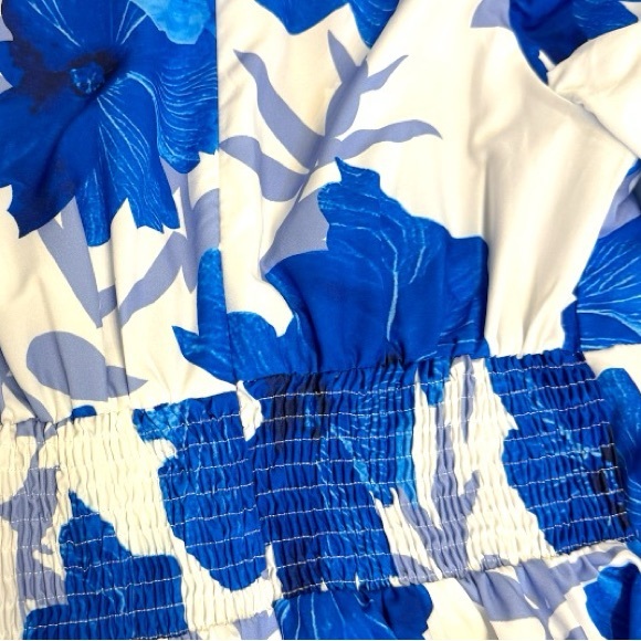 NWT Midi Dress w/ Puff Sleeves- Multiple Sizes - Picture 5 of 6